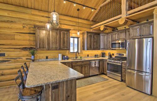 Stunning Mountain Views Livingston Cabin with Deck! - Foto 7