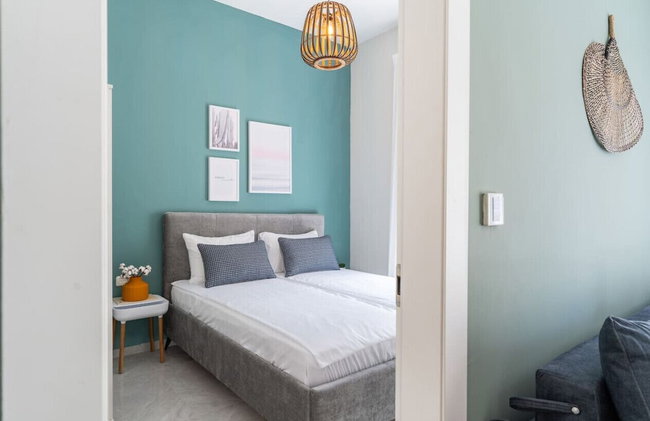 Tranquil Stay Near Beach by Sea N' Rent - Photo 3