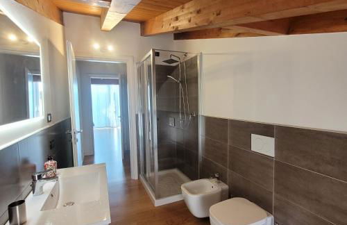 Carlotta Mountain Lake Iseo Hospitality - Photo 7