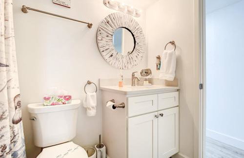 Oceanfront Sunrise Overlooking Pool Walk to shopping dining Sunrise 805 - Foto 15