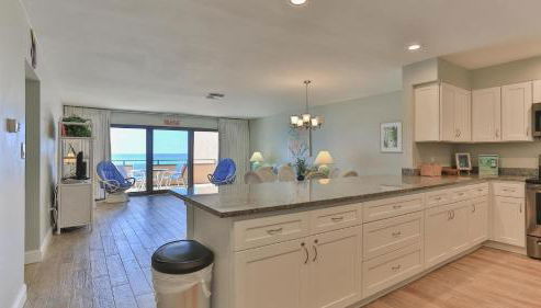 Aegean 204 - Beautiful Beach Front Second Floor Unit at the Aegean - Foto 2