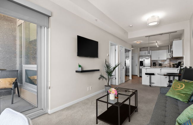 GLOBALSTAY. Modern Downtown Condos. Free parking - Photo 65