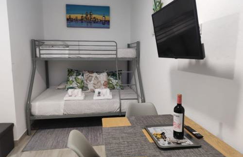 CASA PIRÁMIDE 4 WIFI - Parking y Terraza Privada - Foto 2