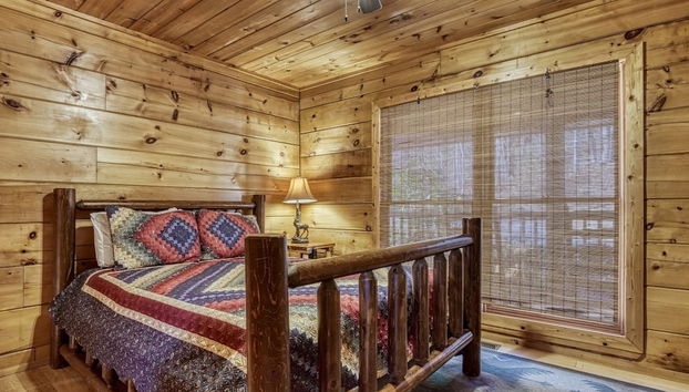 Secluded Hideaway 2 Bedroom Cabin by RedAwning - Foto 2, Habitación