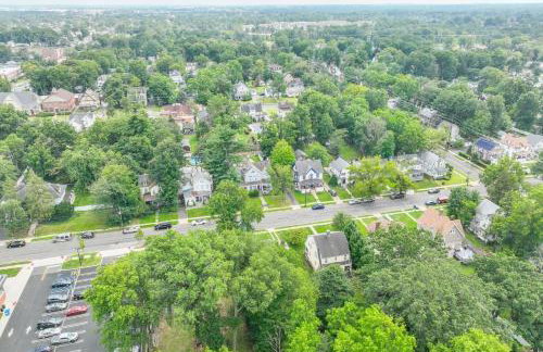 Pool House Near NYC FIFA Stay for Groups - Foto 48