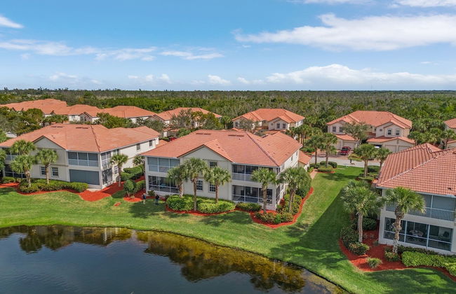 Crown Colony #101 - 16146 Mount Abbey Way 2 Bedroom Condo by RedAwning - Foto 24