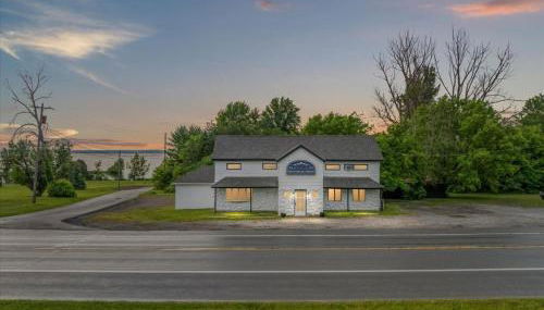 Whitewaters-Main plus Genoa on Oneida Lake - Sleeps 19 - Photo 5