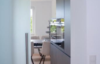 170qm Apartment in Natur für Familien mit Parken, 2 Balkone, und Küche - Photo 16