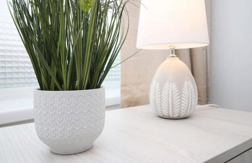 2 Bedroom City Apartment - 20mins Walk to Cabot Circus, With Free Wi-Fi & Off-Peak Parking Included - Foto 5