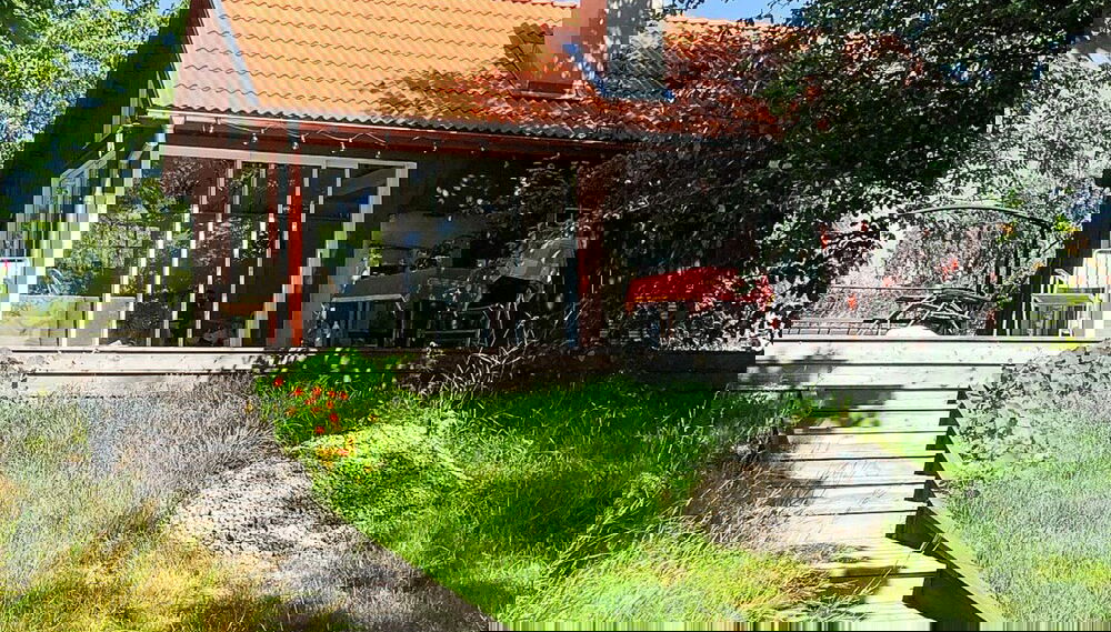 2 Person Holiday Home in Bello-by Traum - Foto 1