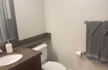 Villa Marina - AMAZING Modern, Spacious, Stylish 2 Master Suites in CENTRAL Marina Del Rey - Photo 36