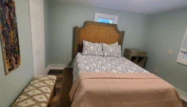 Pet friendly minutes to beach - Foto 2