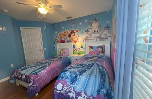 Mickey's Castle by PropertyChekker! - Foto 18