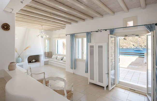 Etesians Suites & Villas - Photo 30