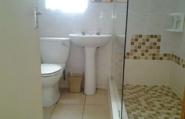 Beachfront Cabanas - Photo 16