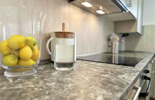 Your Poolside Paradise by the Sea - Foto 4