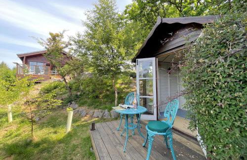 Beautiful 2BR Beach Lodge Set In Stunning Gardens - Pass the Keys - Photo 34