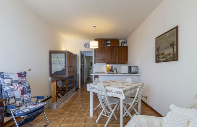 2 bedroom Apartment in Ospedaletti with swimming pool and terrace - Photo 9