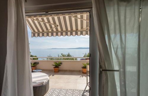 Holiday home Lola, sea on a palm! HEATED POOL - Photo 28