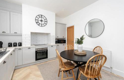 A stylish home in Sheffield - Photo 1