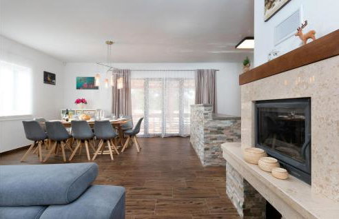 Gorgeous Home In Krmed With Wifi - Foto 13