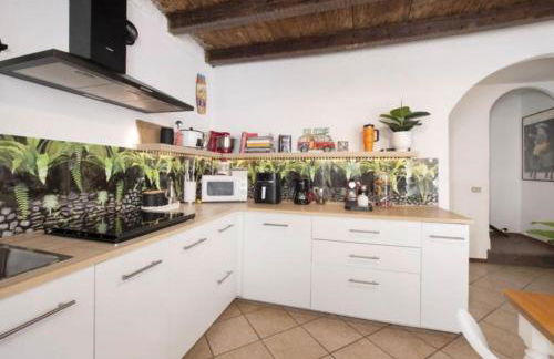 The Boards House on Lake Como - House or Master bedroom only - Foto 8