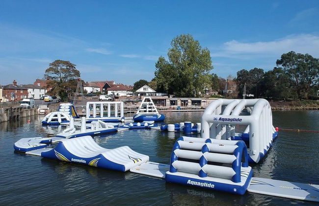 3-bed Homely Modern Caravan in Clacton-on-sea - Foto 21