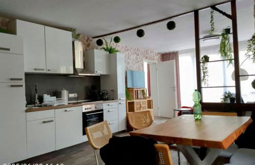 Nähe Plohn Park - FEWO mit Spielzimmer und Balkon sowie Doppelzimmer mit eigenem Bad - Foto 13