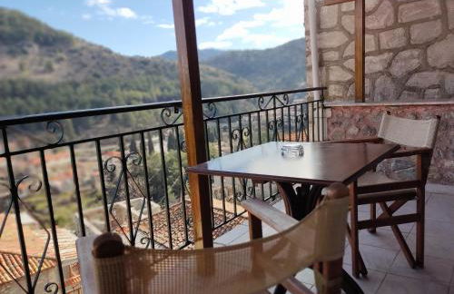 Kristi's Homes - "Beautiful Attic" in Dimitsana - Foto 11