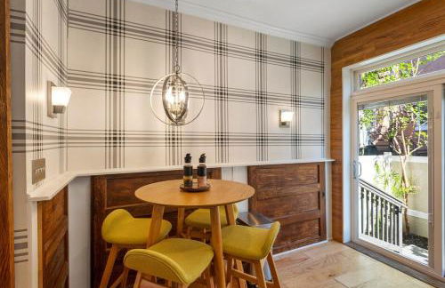 2x King Beds, Fireplace, Private Backyard, Washer, Dryer - Foto 10