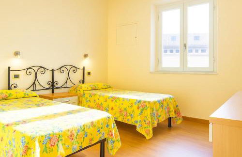 Top Floor Super Central View of the tower - Photo 32