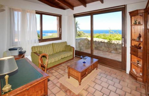 Villa A Scopa à Lumio en Corse avec piscine chauffée, vue mer panoramique, climatisation, jardin arboré de 3000m2, 10 pers, 5 Chb, 4 Sdb - Foto 46