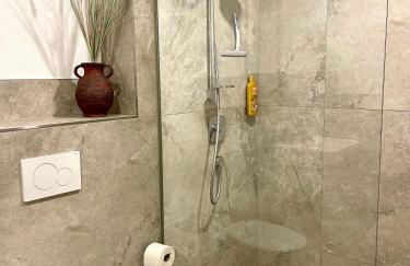 Goldstadt Grand Suite- City Apartment Zentrum Pforzheim - Foto 25