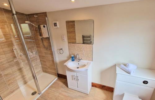 Torridon 1 with Private Hot Tub - Fife - Loch Leven - Lomond Hills- Pet Friendly - Photo 7