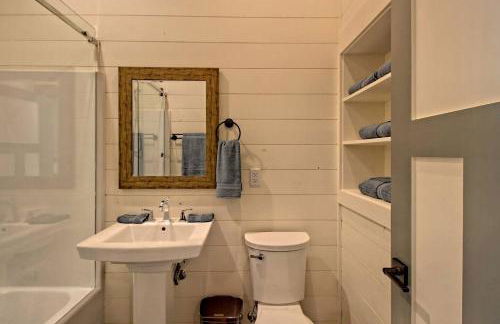 Stunning Cottage Rental Ideal for a Family to Go Glamping in Georgia - Photo 10