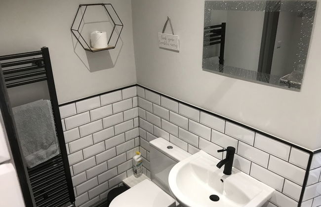 North Lodge - Photo 12