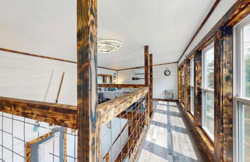 Family Fun! Riverside Home with Fire Pit - Foto 21