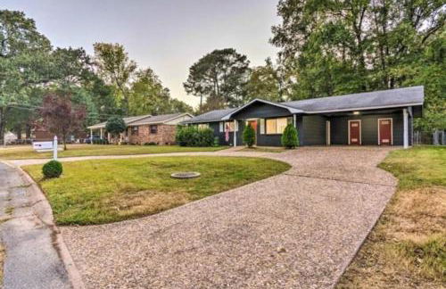 Cheerful 3 BR 2BA Home in Great Neighborhood! - Foto 2