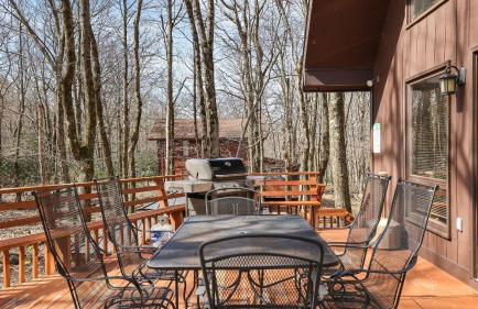Hot Tub + Sauna + Deck + Firepit + Beach Access + Near Dining Grateful Escape by Avantstay - Foto 16