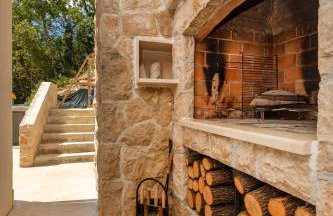 Apartmani D & J with Heated Pool & Stunning Sea View - Photo 35