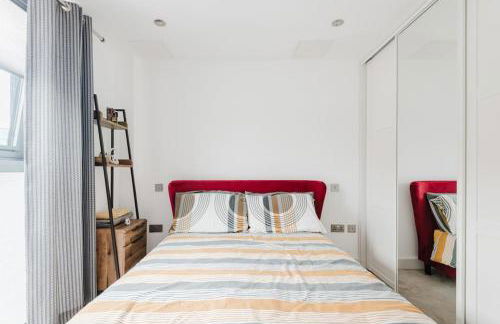 Beautiful 1 Bedroom Apartment with parking in Gloucester Docks - Foto 24