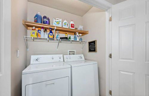 Beautiful Townhome, 11 minutes to Downtown, KCMO. - Foto 14