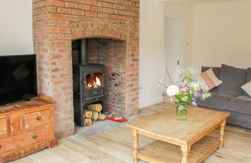 The Old Farmhouse, Upper Pitts - Photo 6