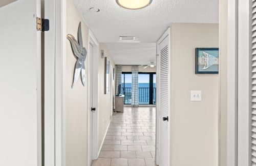 Commodore Resort #704 by Book That Condo - Foto 6