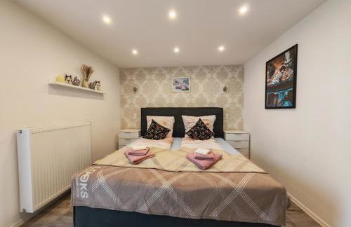 VipStay - Stilvoll und geräumige Apartments mit Terasse oder Balkon, Küche, kostenloses Parken, WLAN, Smart Tv - Foto 65