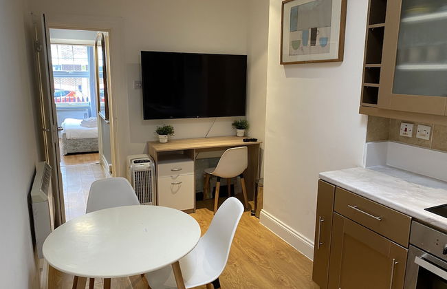 Impeccable 2-bed Apartment in Central London - Foto 13