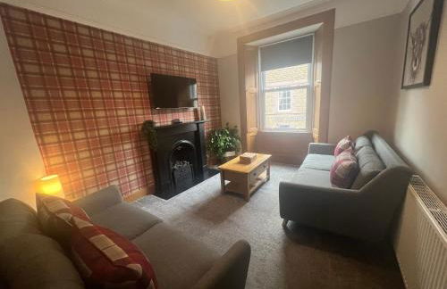 The TWEED in the centre of Melrose - Foto 1