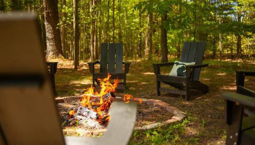 Lake Effect Lodge 3 min from Laketown Beach! - Foto 2