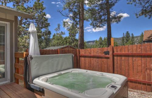 Bear Cub Cottage in Big Bear w/ HotTub & Firepit - Photo 70