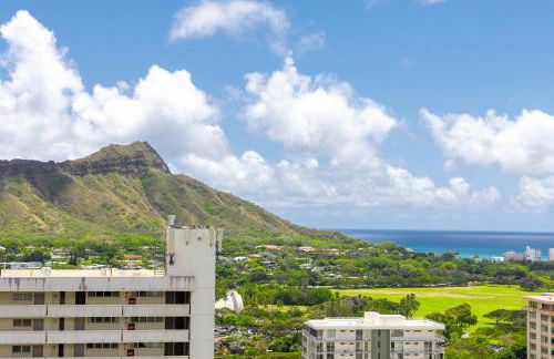 Diamond Head and Ocean views with King Bed and Parking - Foto 42